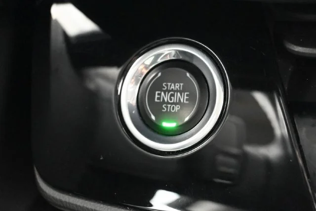 Used 2024 Summit White Buick Preferred image 19