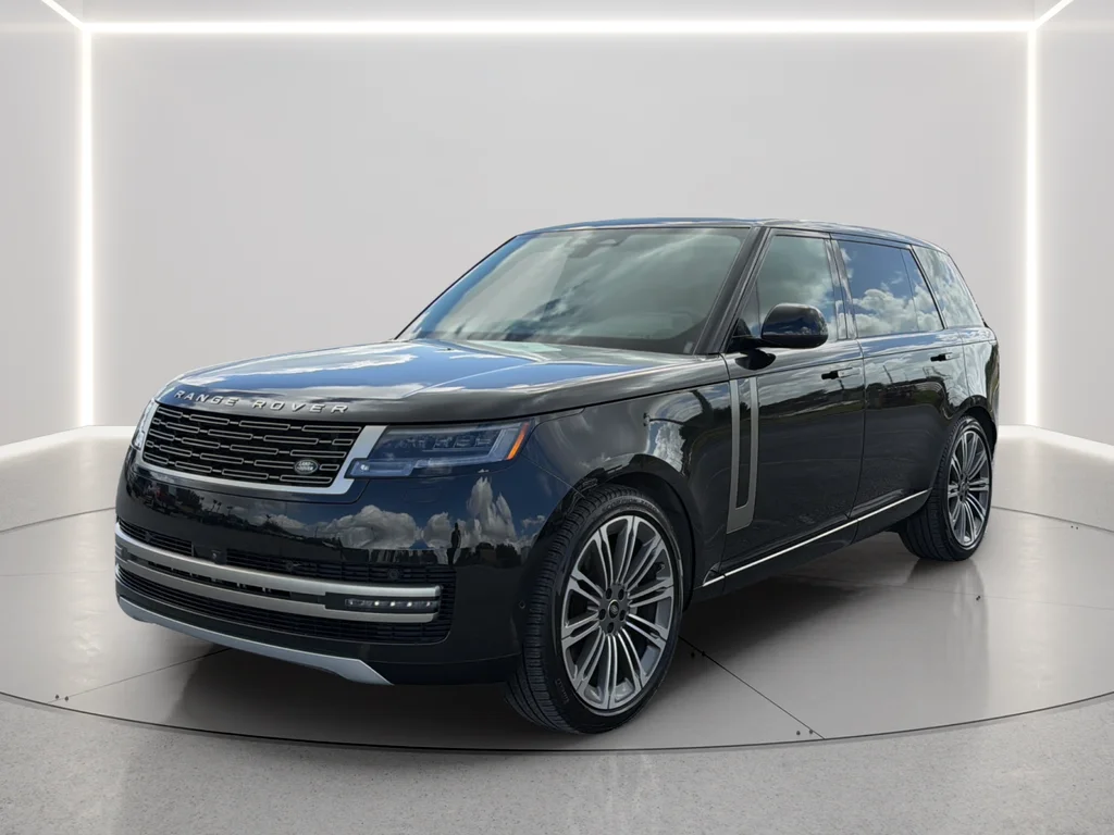 Used 2024 Black Land Rover SE image 12