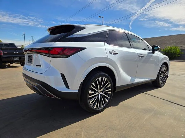 New 2026 Eminent White Pearl Lexus PREMIUM PLUS image 3