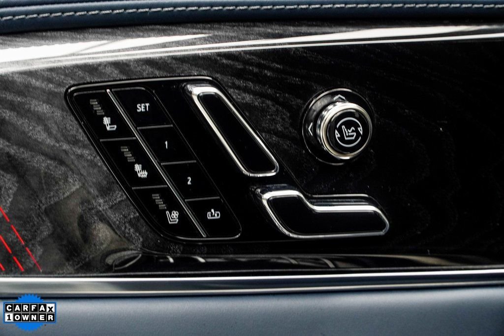 Used 2025 Silver Cadillac Luxury 2 image 39