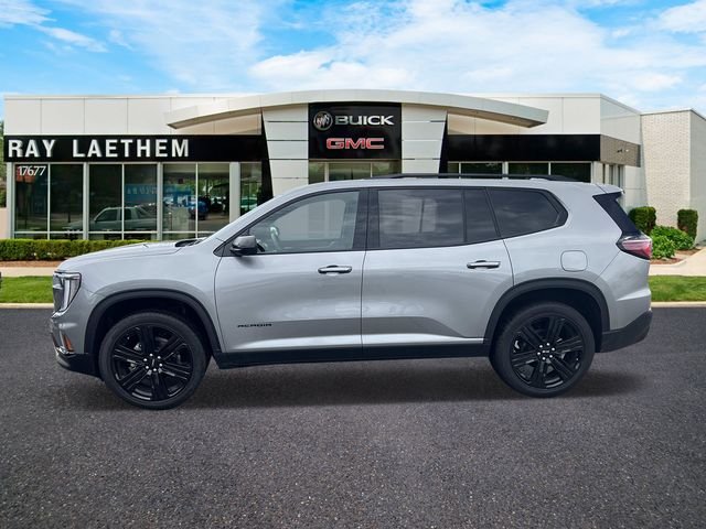 New 2026 Sterling Metallic GMC Elevation image 32