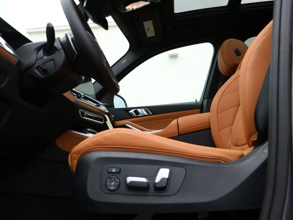 New 2026 Gray BMW xDrive40i image 11