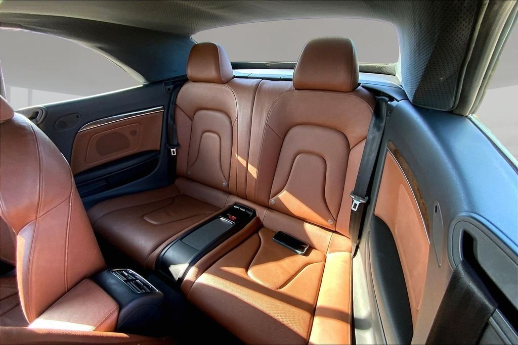 Used 2010 Arum Beige Metallic/Brown Roof Audi 2.0T Premium image 24
