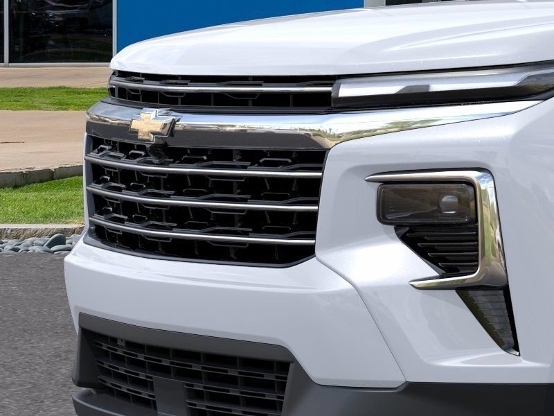 New 2026 Polar White Tricoat Chevrolet LT image 13