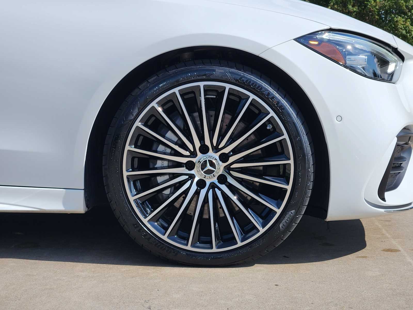 Certified Used 2026 MANUFAKTUR Moonlight White Metallic Mercedes-Benz C 300 image 11