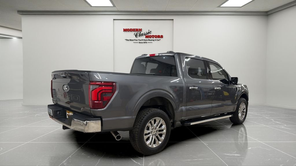Used 2024 Gray Ford Lariat image 7