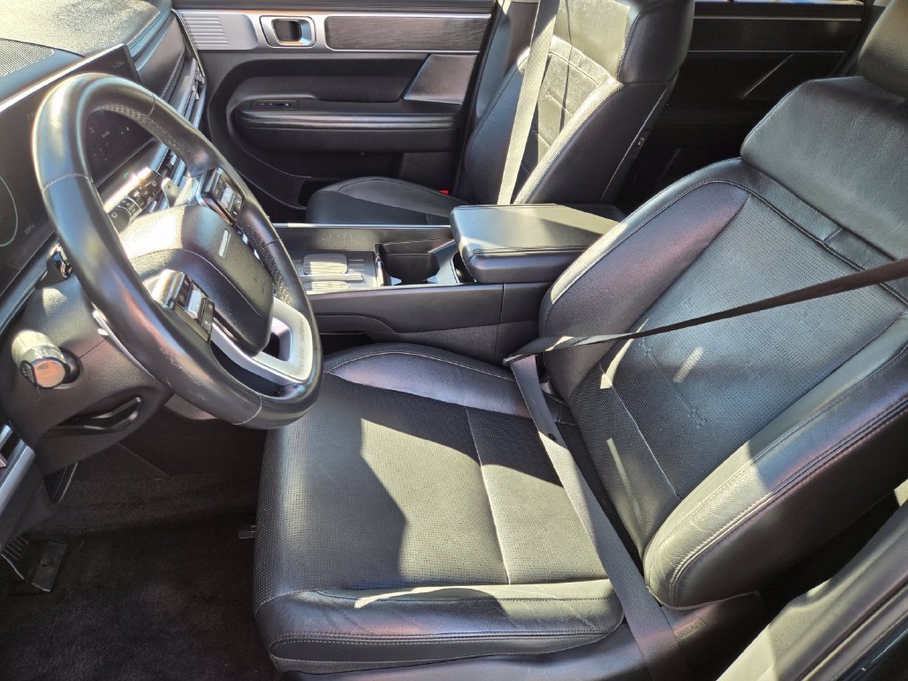 Used 2024 Black Hyundai Limited image 17