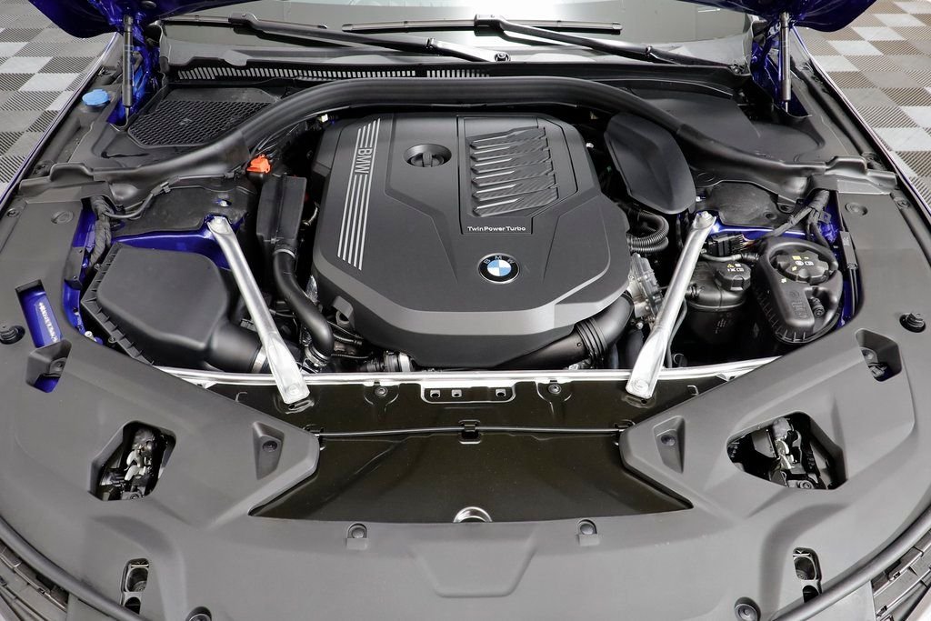 2026 BMW 8 Series 840i - Photo 25