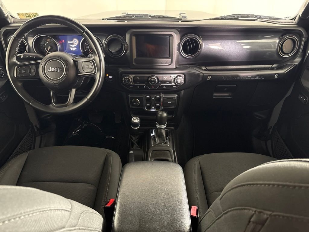 Used 2022 Gray Jeep Unlimited Sport Altitude image 12