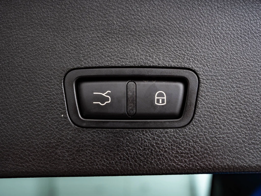 Used 2024 Blu Bayou Dodge R/T Plus image 22