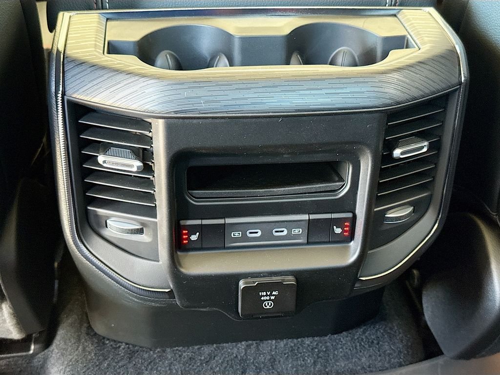 New 2026 Molten Red Pearl-Coat Exterior Paint RAM Laramie image 30