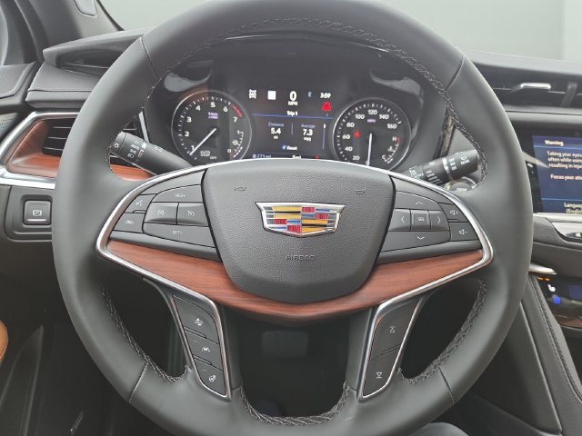 New 2026 Crystal White Tricoat Cadillac Premium Luxury image 23
