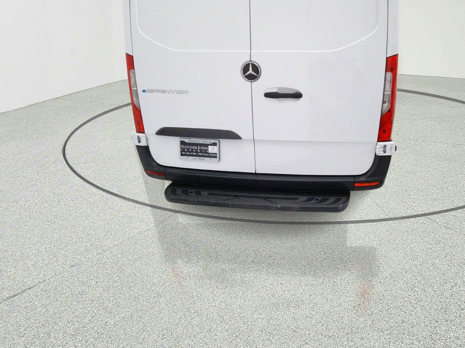 Used 2024 Arctic White Mercedes-Benz  image 10