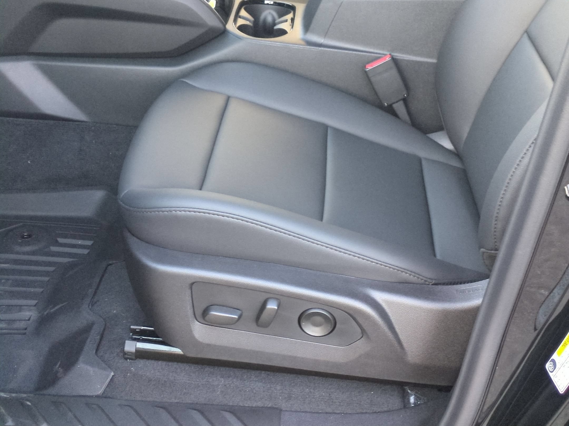 2026 Chevrolet Colorado Trail Boss - Photo 12