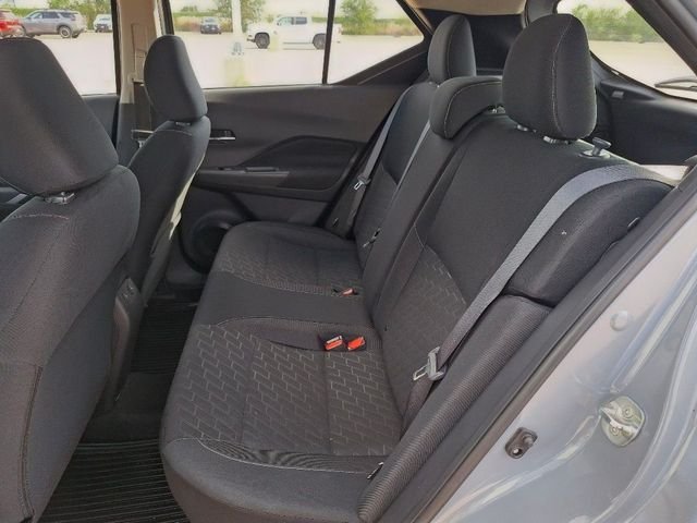 Used 2024 Gray Nissan SV image 24