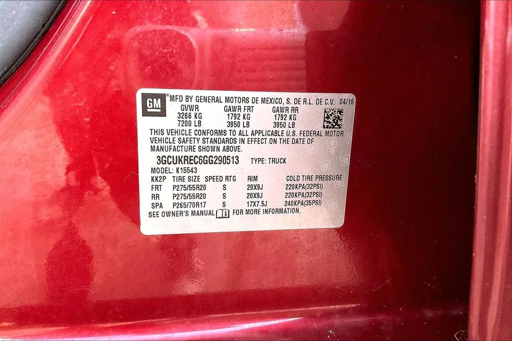Used 2016 Red Chevrolet LT image 16