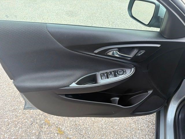 Used 2024 Sterling Gray Metallic Chevrolet LT image 11