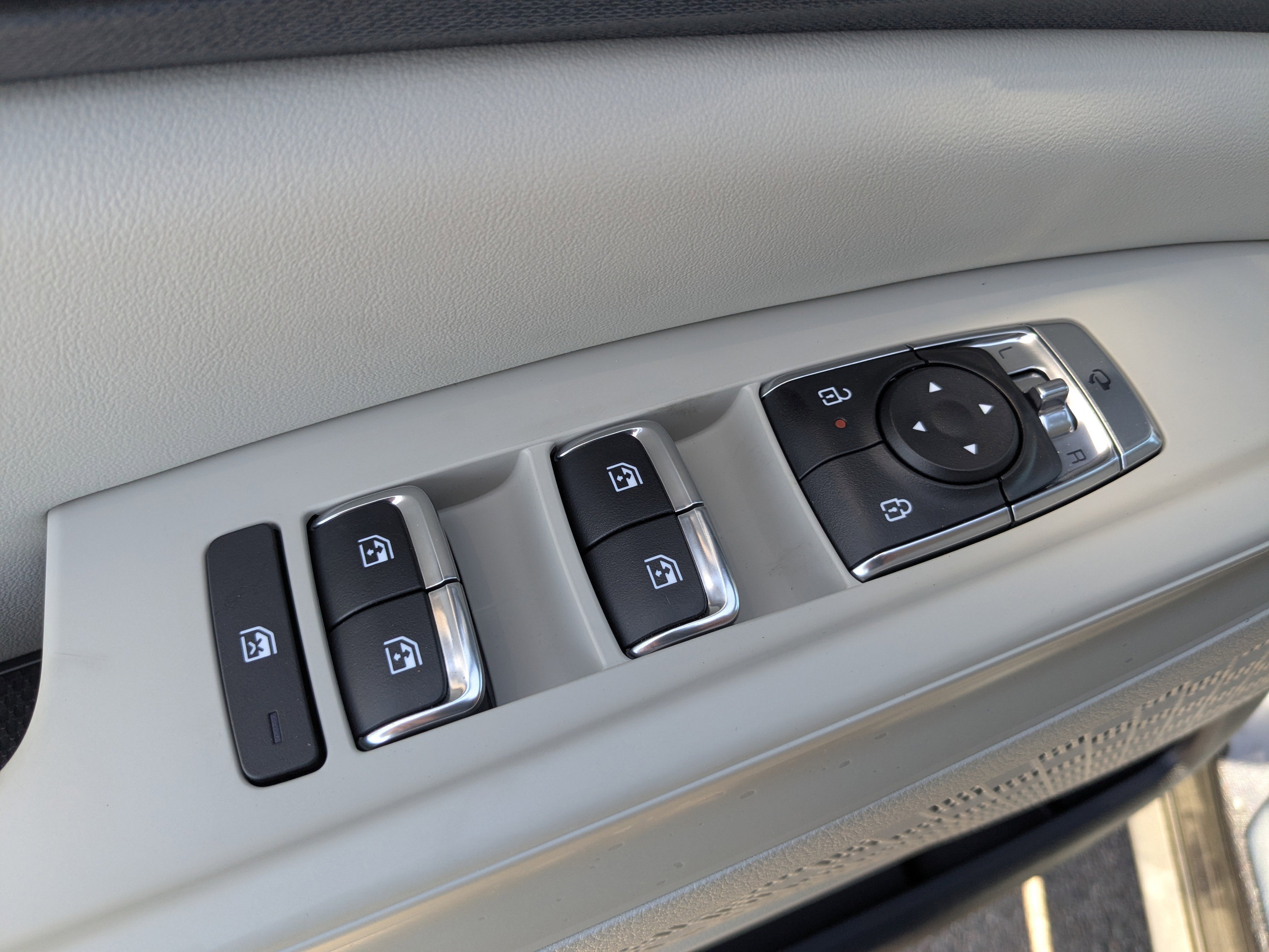 2026 Kia Carnival EX - Photo 21