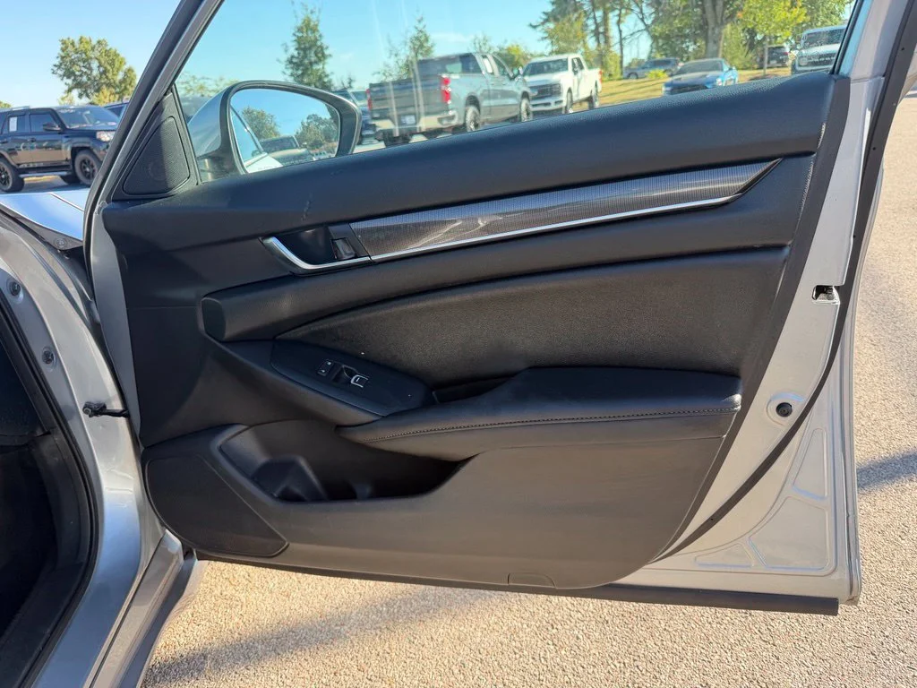 Used 2020 Gray Honda Sport image 17