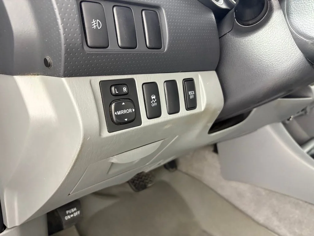 Used 2011 Gray Toyota Base image 15