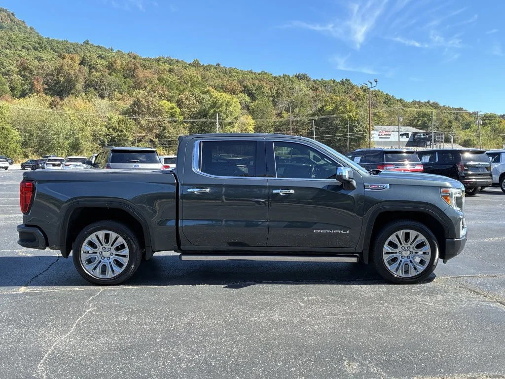 Used 2021 HUNTER METALLIC GMC Denali image 6