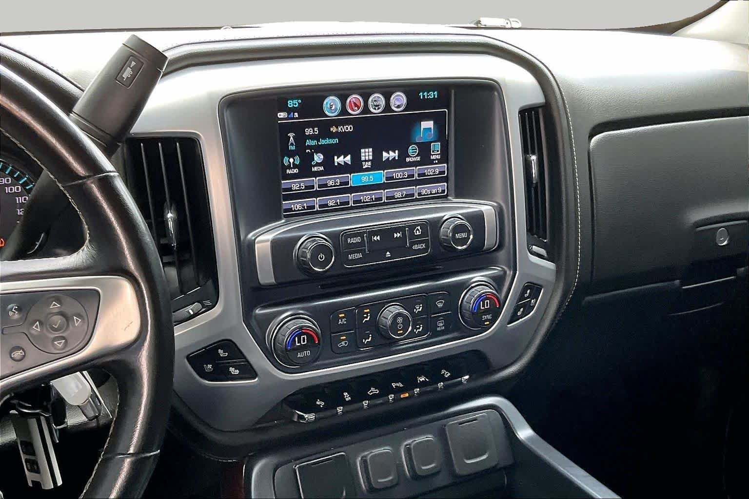 Used 2018 Quicksilver Metallic GMC SLT image 7