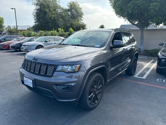2018 Jeep Grand Cherokee Altitude
