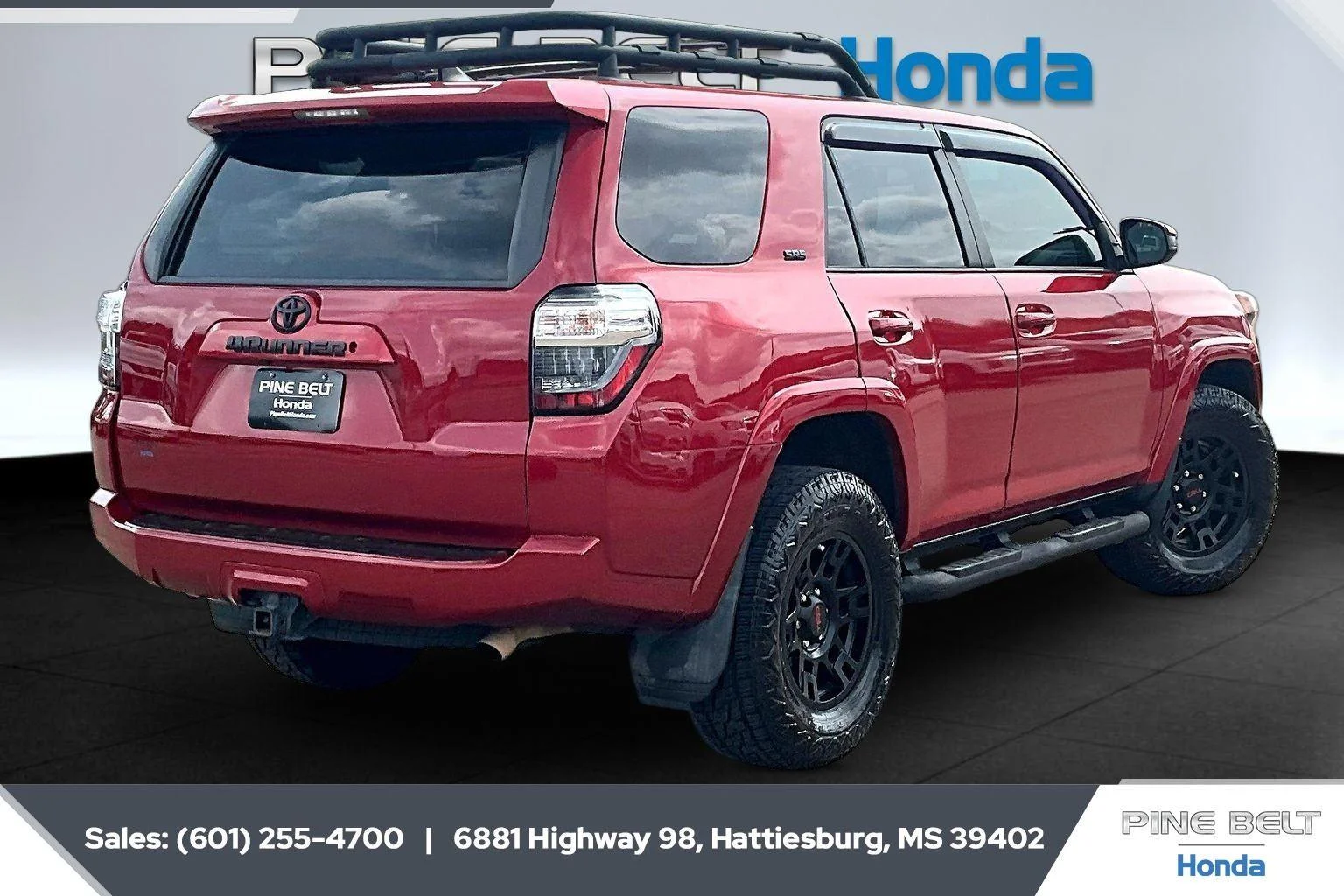 Used 2021 Barcelona Red Metallic Toyota SR5 image 11