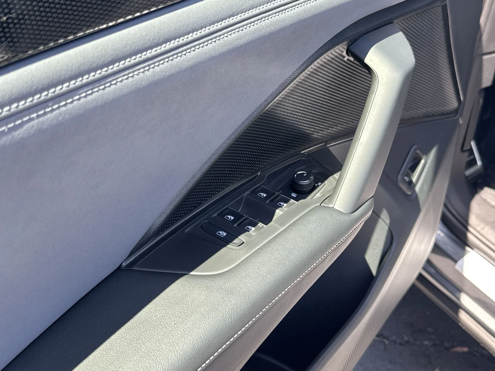 New 2026 Platinum Gray Metallic Volkswagen SE R-Line Black image 13