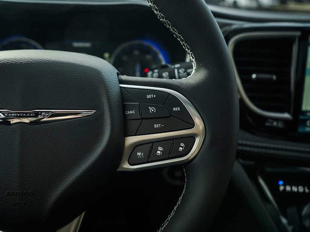 2026 Chrysler Pacifica Limited - Photo 22