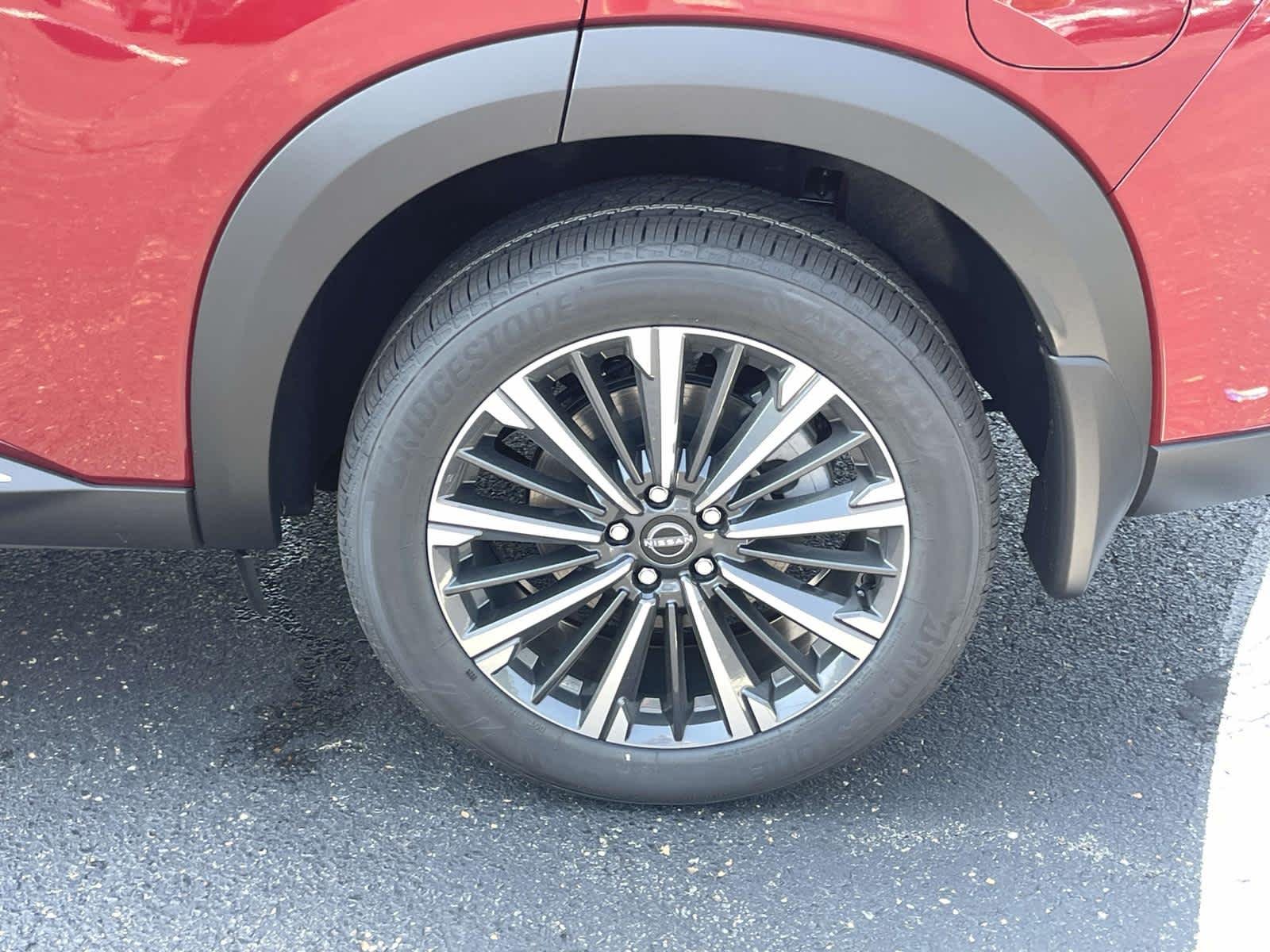New 2026 Scarlet Ember Tintcoat Nissan Platinum image 15