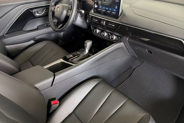 New 2026 Solar Silver Metallic Acura Base image 13