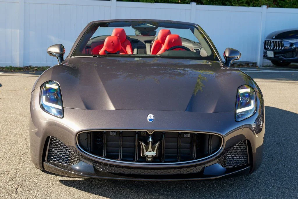 New 2026 Grigio Maratea Metallic Maserati Base image 17