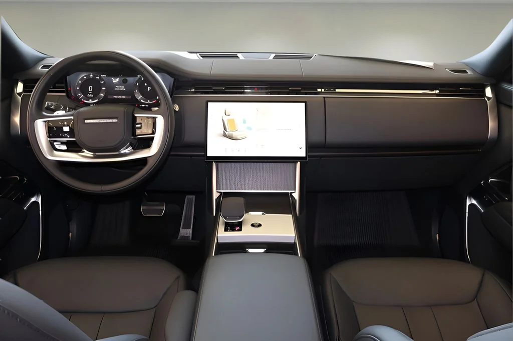 New 2025 Carpathian Grey Land Rover SE image 10