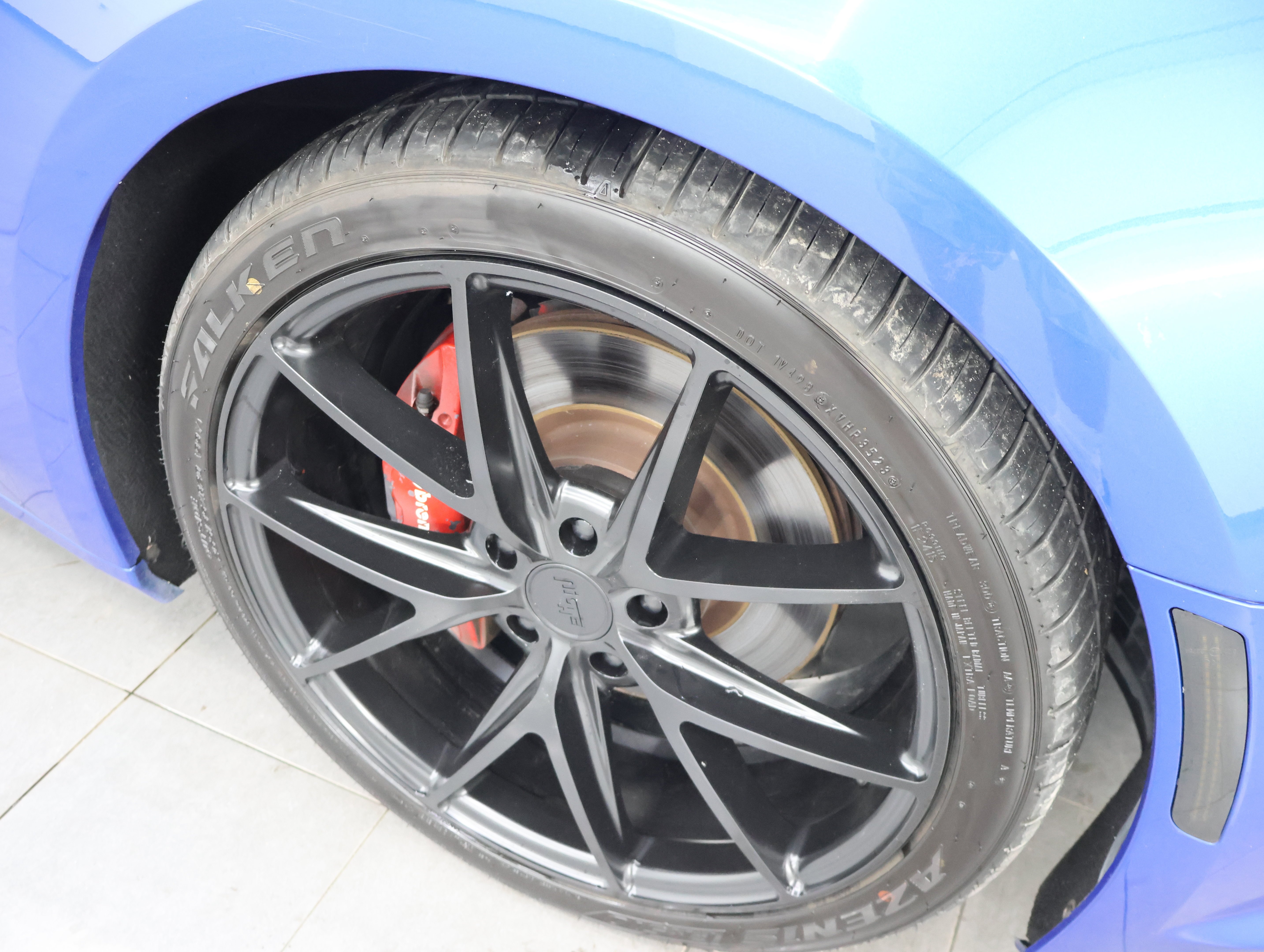 Used 2017 Hyper Blue Metallic Chevrolet 2SS Coupe: 2SS-AUTO-NAV-MOON-LIKE NEW TIRES-HEAT/COOL SEATS- image 3