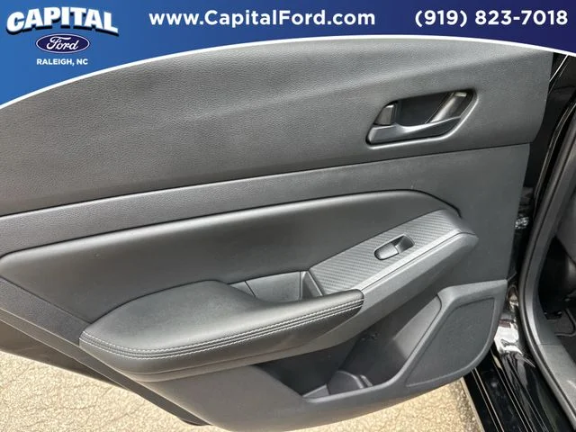 Used 2025 Black Nissan 2.5 SV image 17