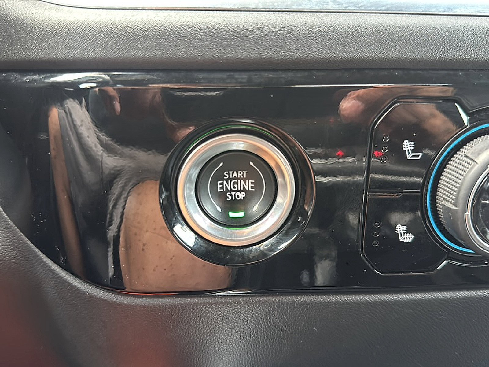 2023 Chevrolet Silverado 1500 RST - Photo 33