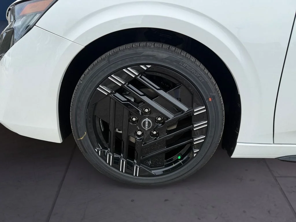 New 2026 White Nissan SR image 9