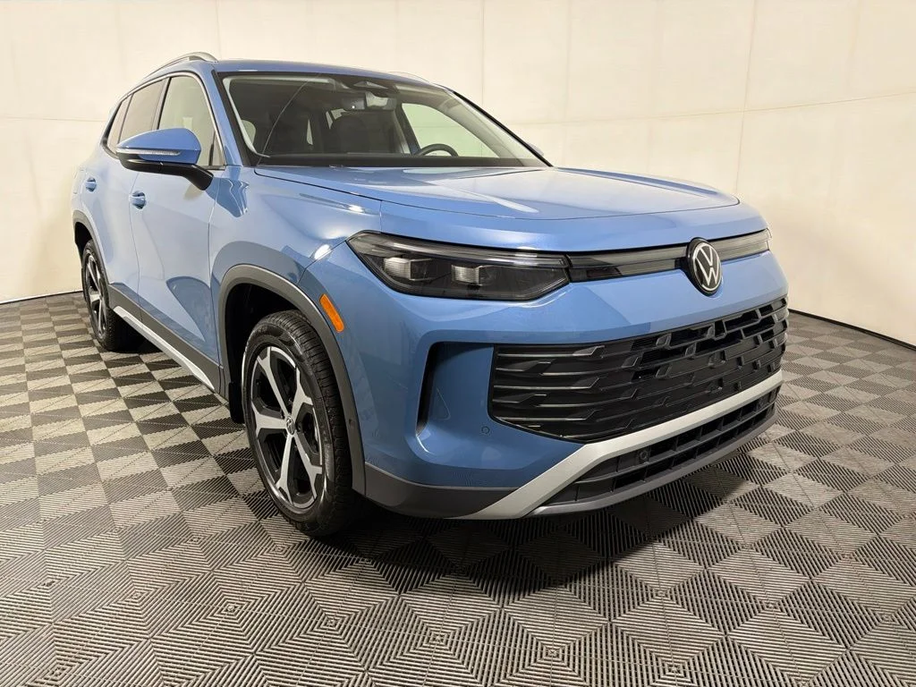 New 2026 Blue Volkswagen 2.0T SE image 2