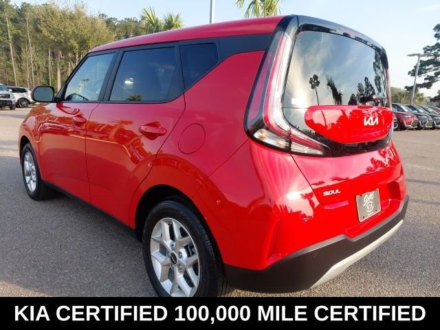 Used 2025 Red Kia LX image 6
