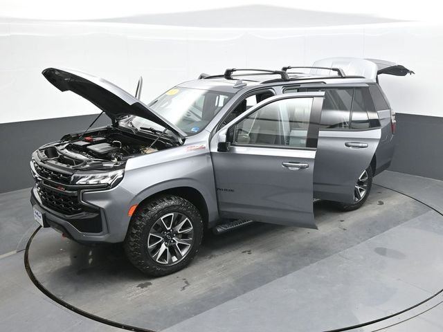 Used 2021 Gray Chevrolet Z71 image 28