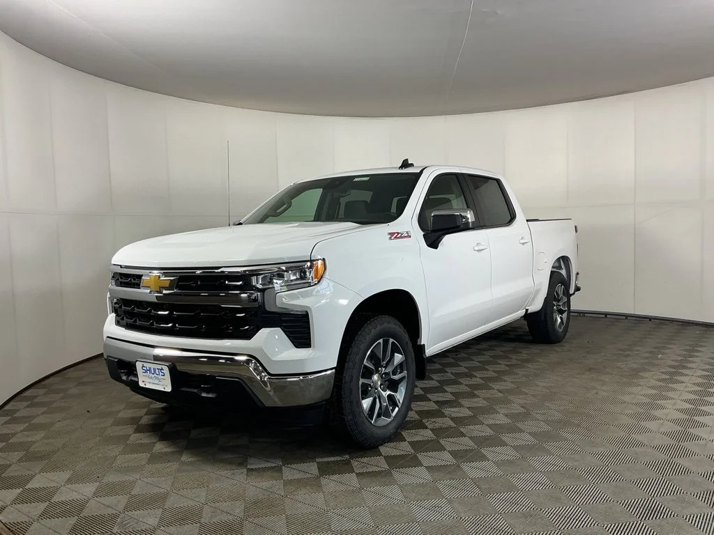 New 2026 Summit White Chevrolet LT image 3