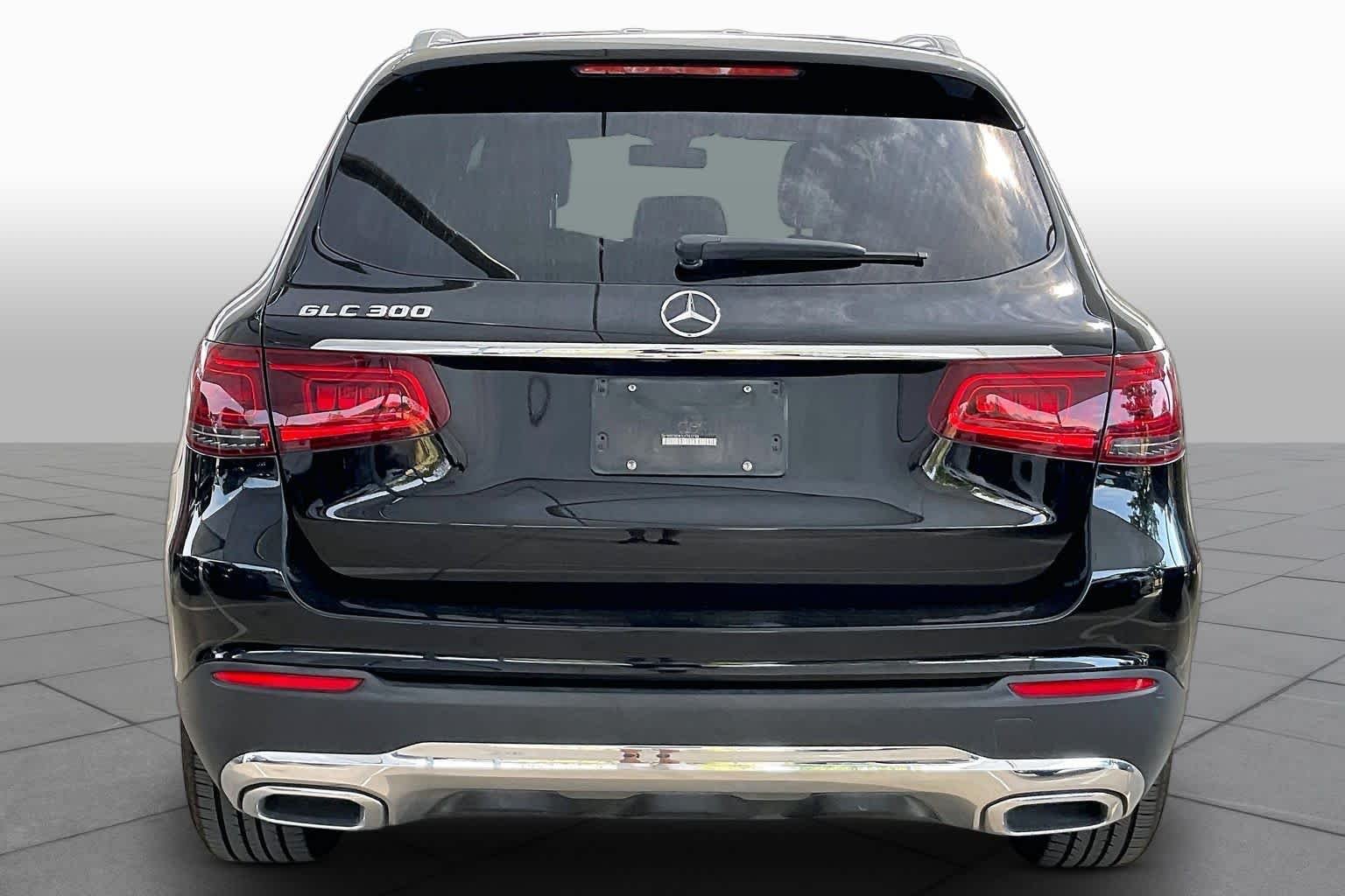 Used 2020 Black Mercedes-Benz GLC 300 image 5