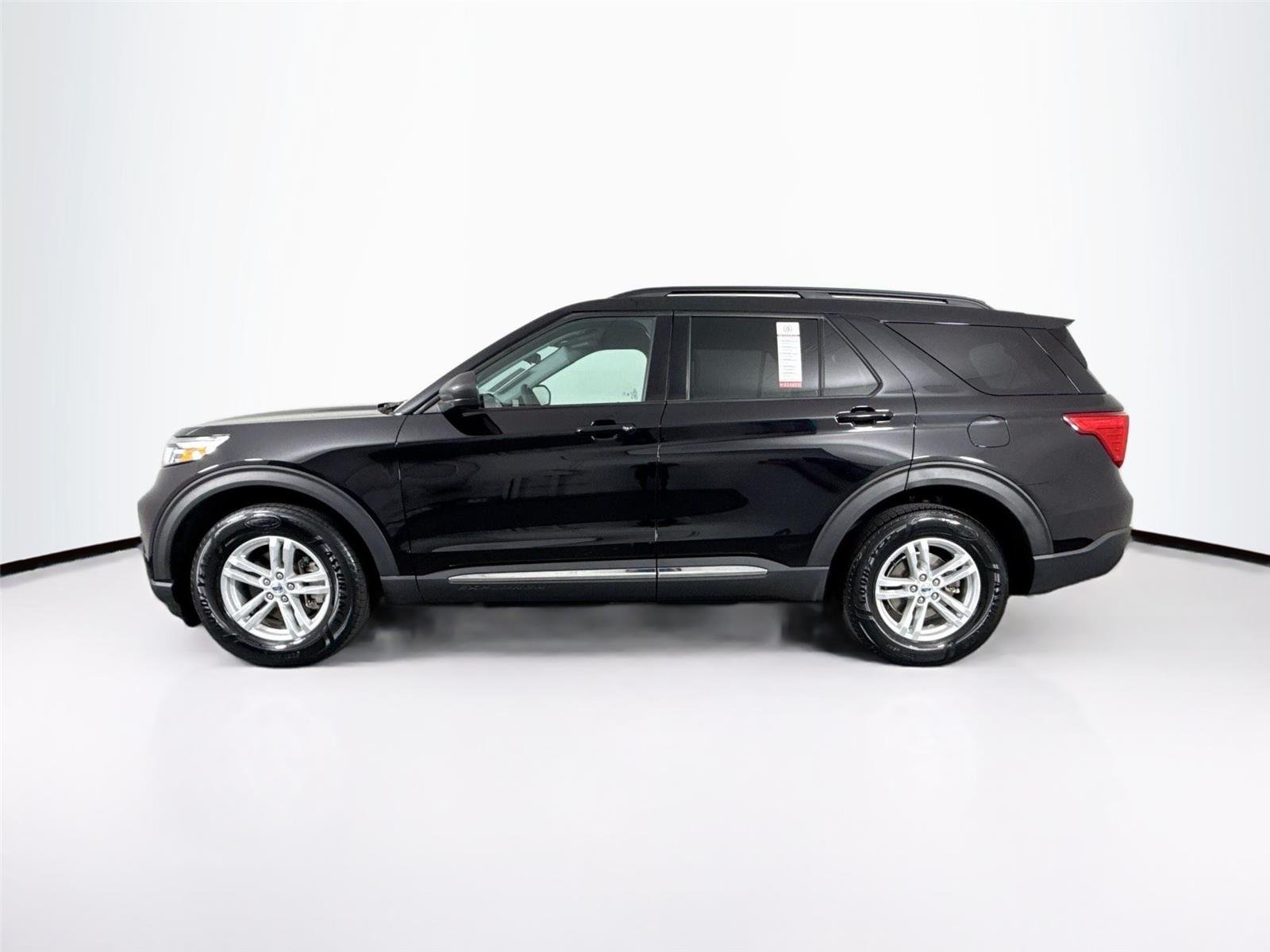Used 2023 Agate Black Ford XLT image 13