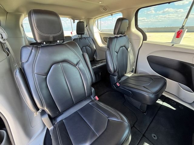 Used 2023 Gray Chrysler Touring L image 17