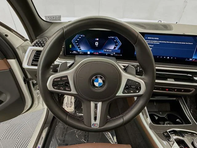Used 2026 White BMW M60i image 11