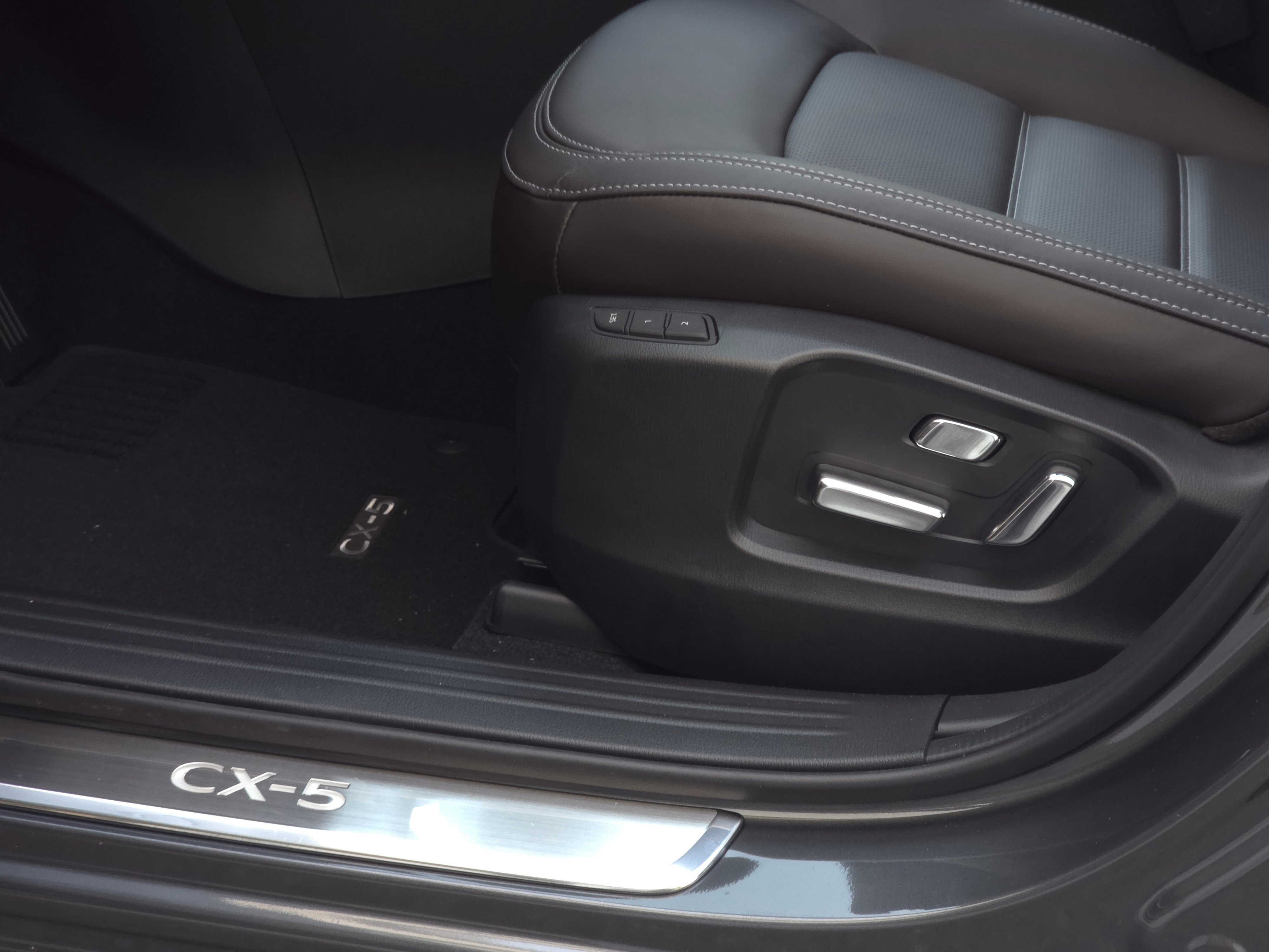 2025 Mazda CX-5 Turbo Signature - Photo 11