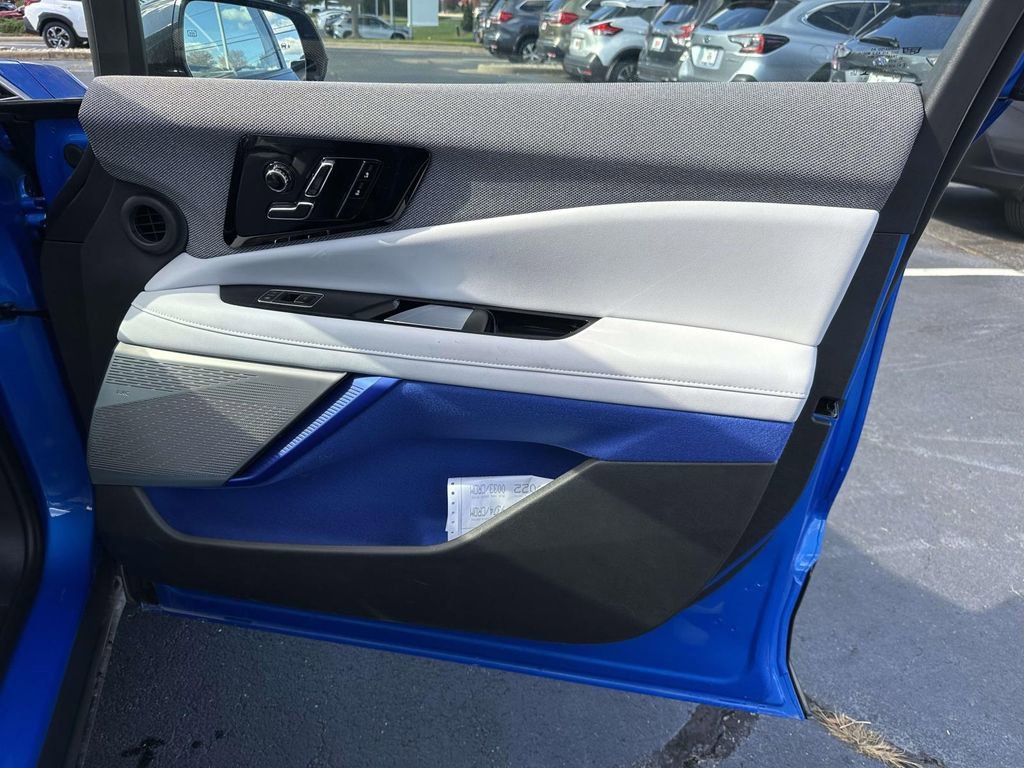 2025 Cadillac OPTIQ Luxury 1 - Photo 8