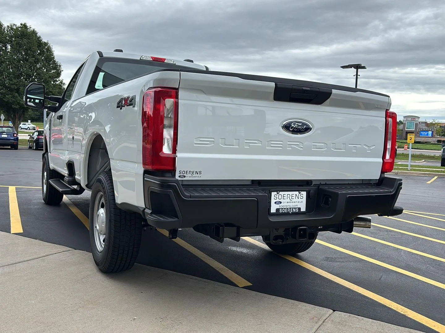 New 2026 Oxford White Ford F-250® XL image 27