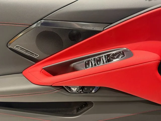 Used 2025 Black Chevrolet Z06 image 27